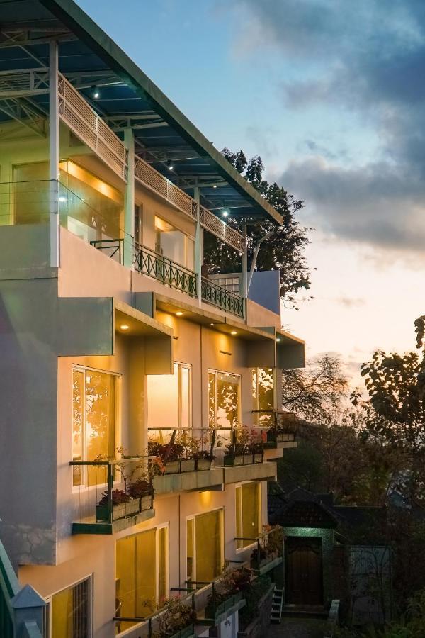 Bella Vista Premium Homestay Banyuwangi  Exterior photo
